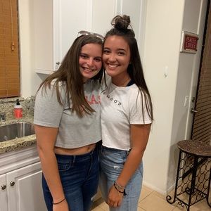 Meet your Posher, Julia